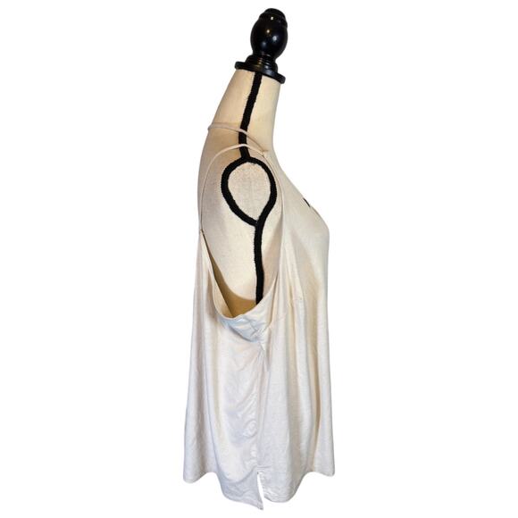 Cato Ivory Brushed Fabric Eyelet Detail Sleeveless Tank Top Womens Size 26/28W - Picture 5 of 7